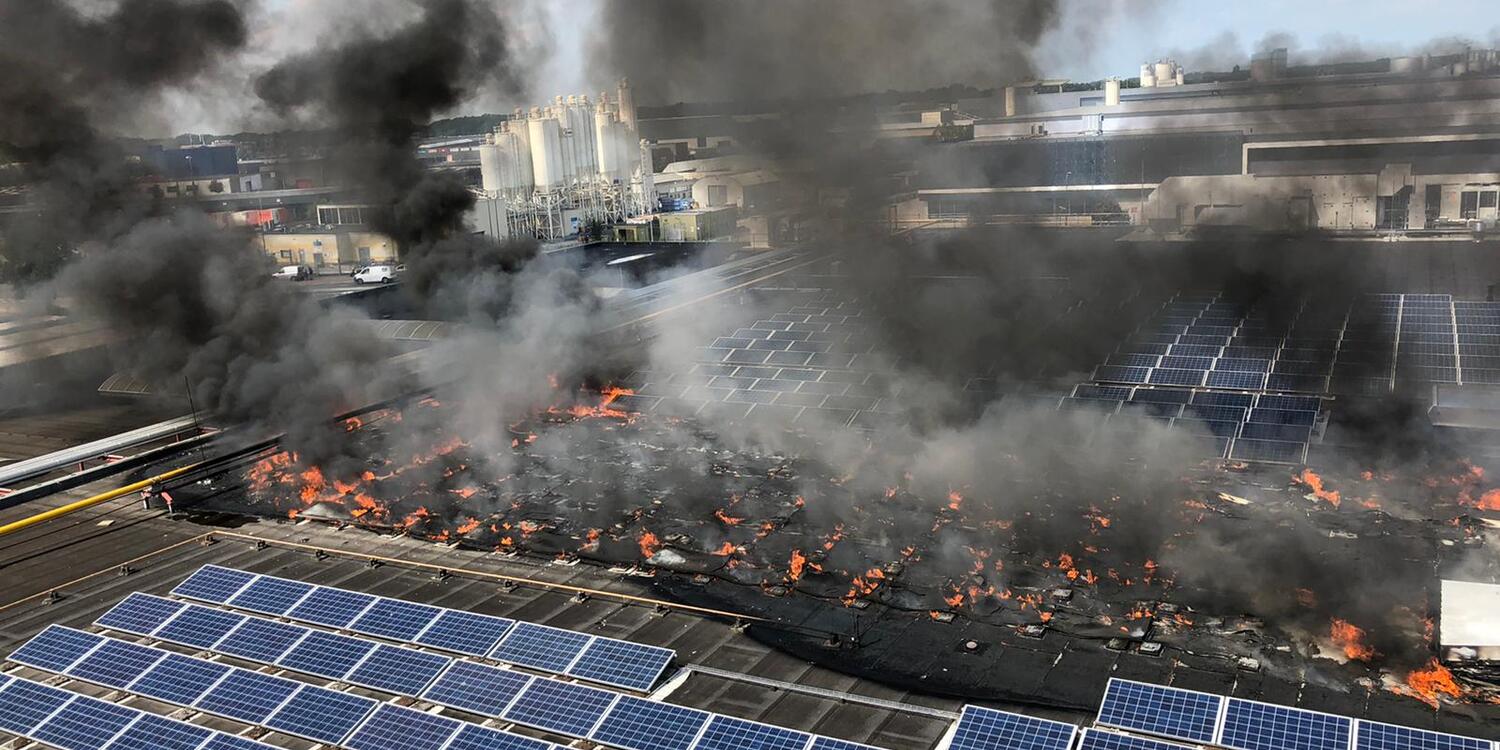 Brand zonnepanelen Heineken