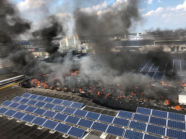 Brand zonnepanelen Heineken
